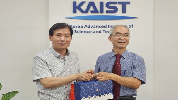 KAIST教授來台交流